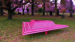 Corrado Levi, La panchina rosa triangolare, Torino