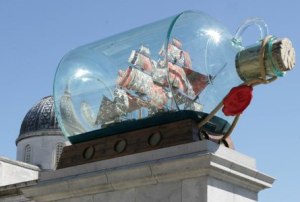 Ynka Shonibare, Nelson Ship in a bottle,2010-2012