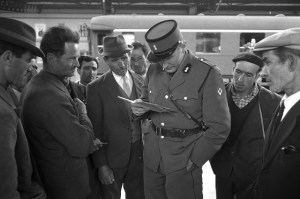 Controllo documenti alla stazione di Briga