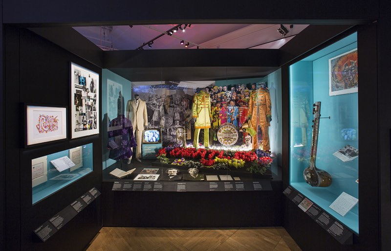 you-say-you-want-a-revolution-victoria-and-albert-museum-5